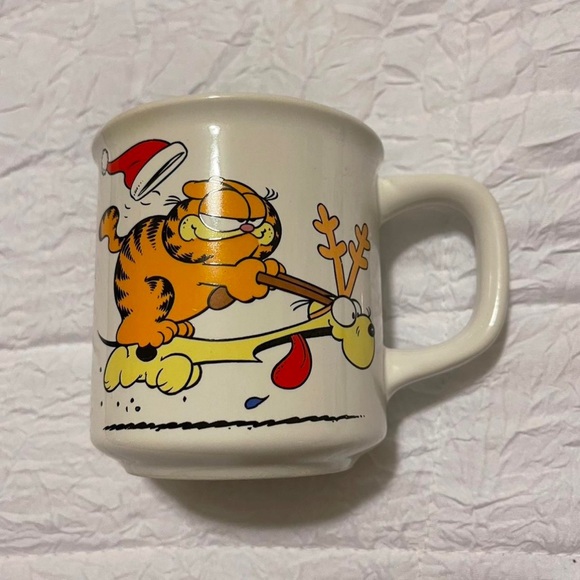 COPY - Vintage 1978 Garfield and Odie Christmas Mug - Picture 6 of 6